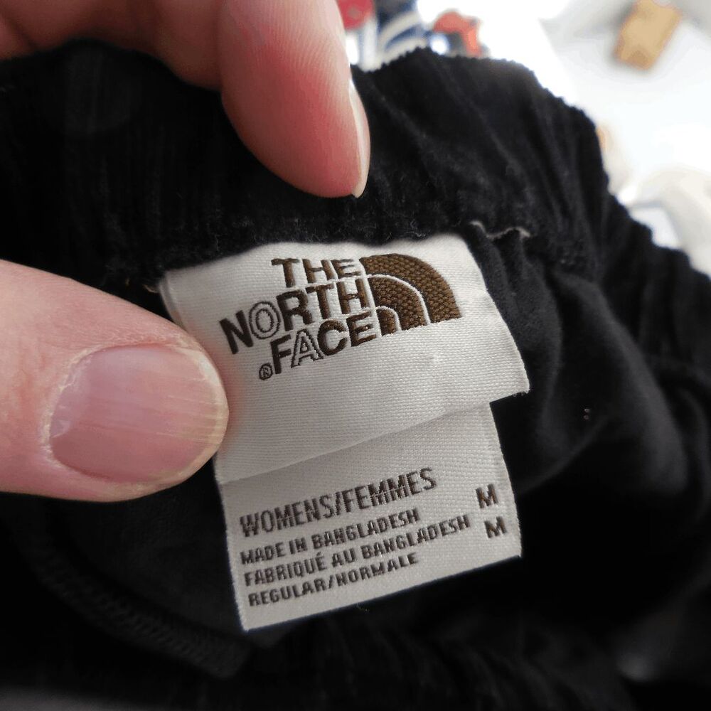 The North Face Pants Womens Medium Black Corduroy Easy Wide Leg Belted EUC - Picture 11 of 12